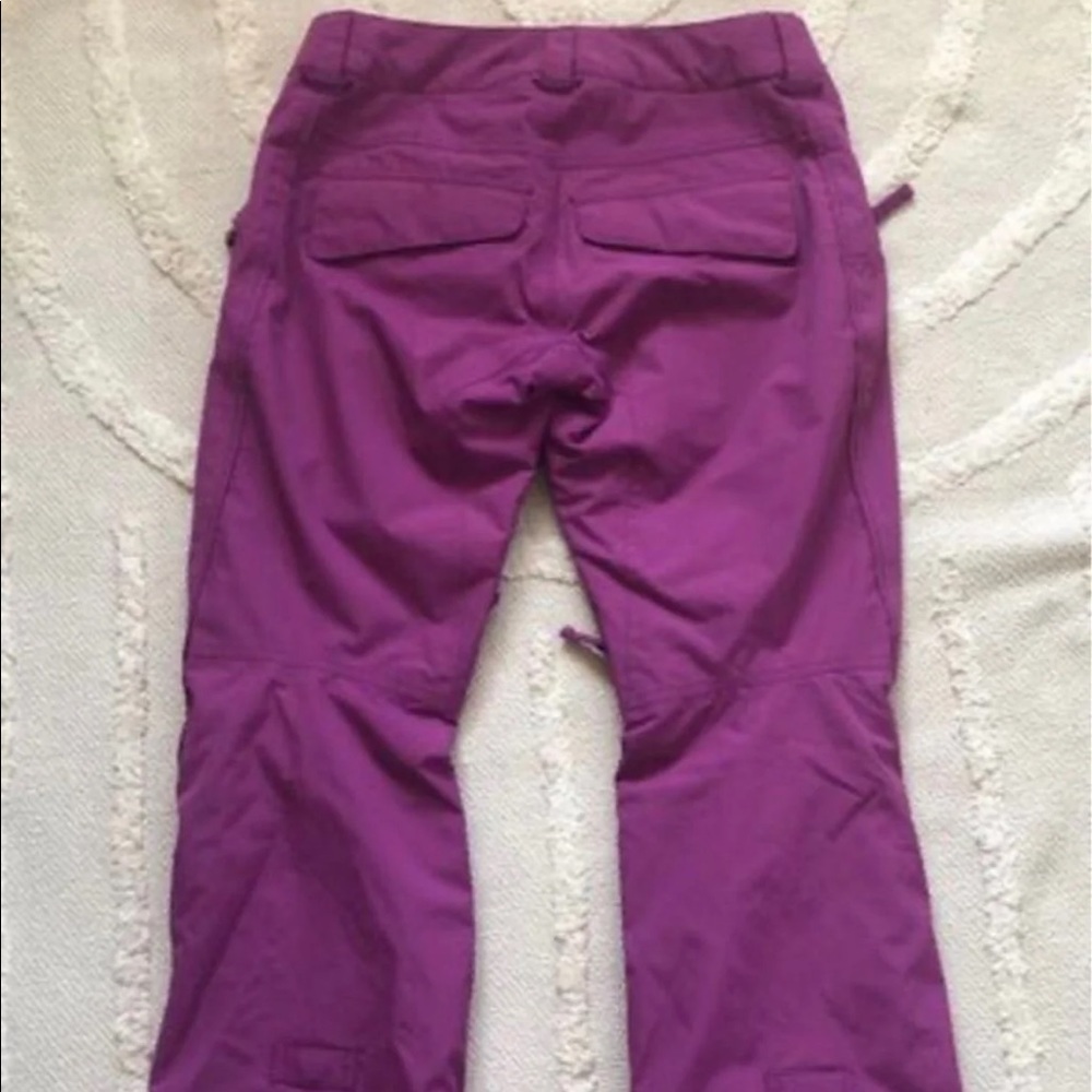 [SOLD] Burton Snowboard Pants (XS) - Picture 4 of 16